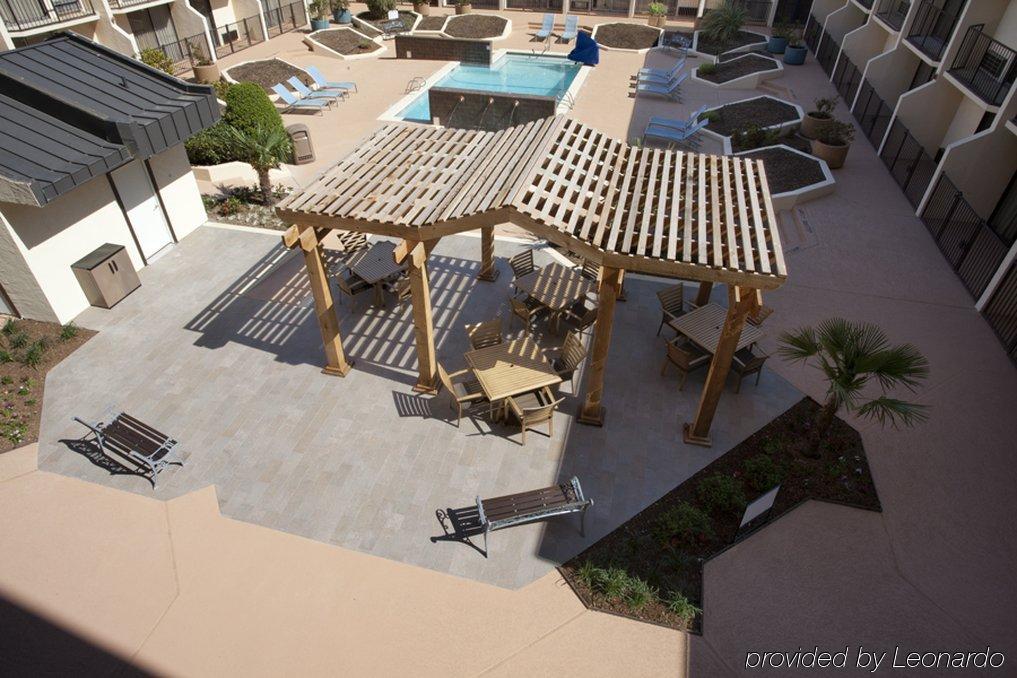 Holiday Inn Tyler - Conference Center By Ihg Exterior photo