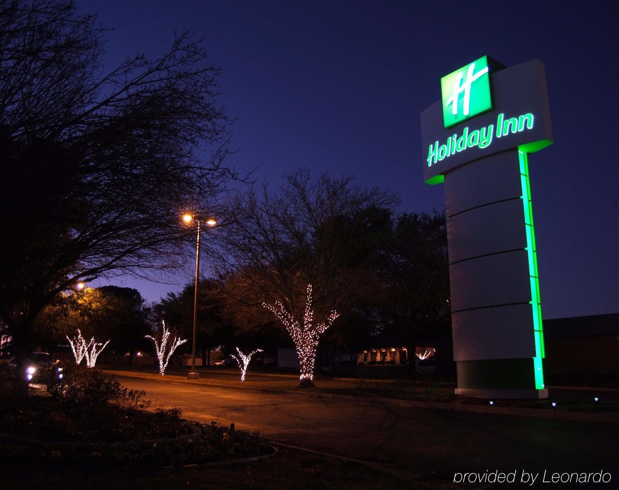 Holiday Inn Tyler - Conference Center By Ihg Exterior photo